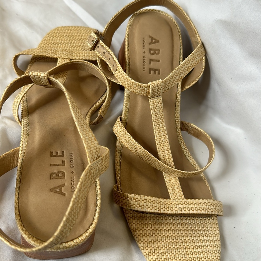 ABLE Rafia Sandal - size 8.5 - Picture 4 of 5